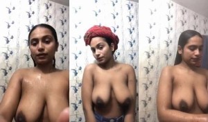 Desi GIrl Bathing