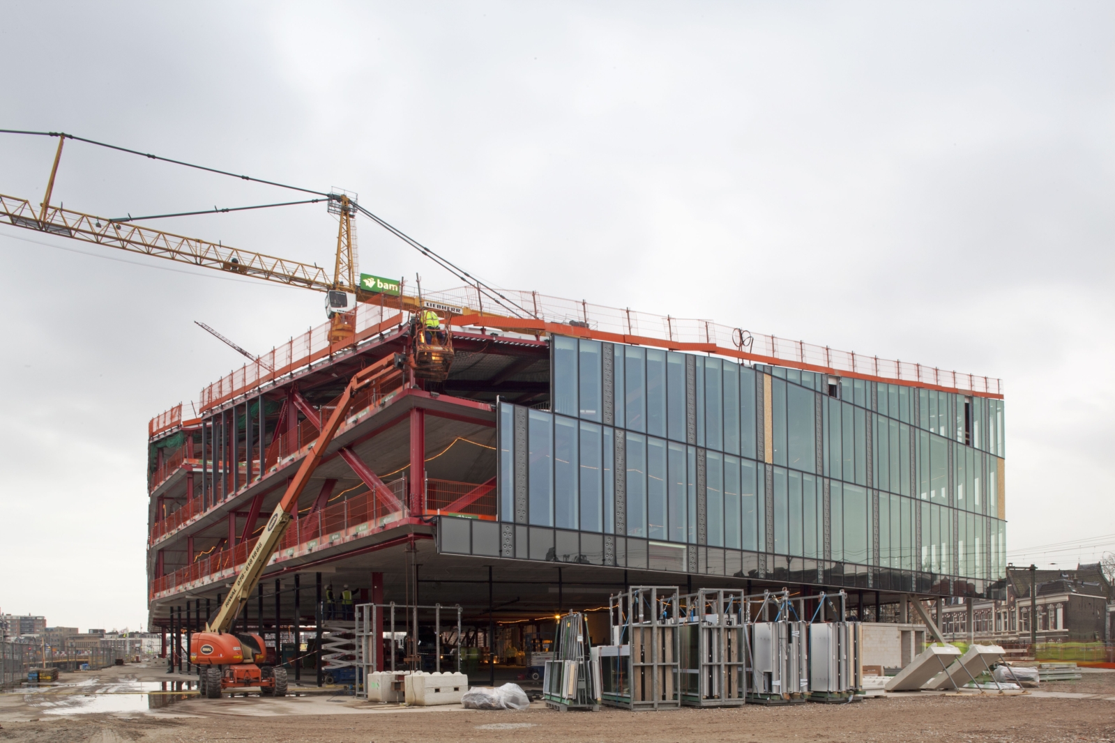 Construction Site Delft Station and New Muncipial Offices - December 2013
