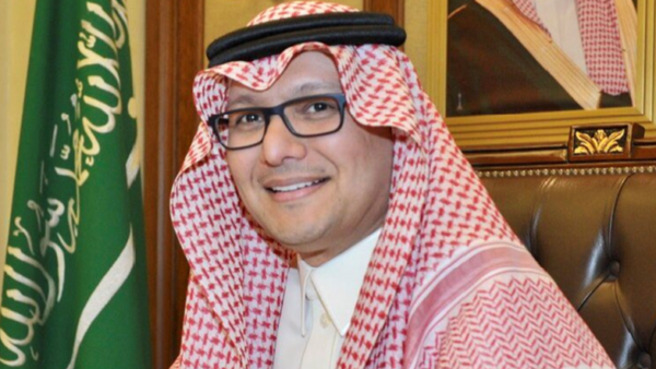 سفير المملكة العربية السعودية في لبنان وليد البخاري في صورة من الارشيف