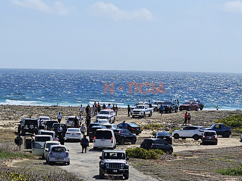 A haya curpa di ambos piscado pariba di anker