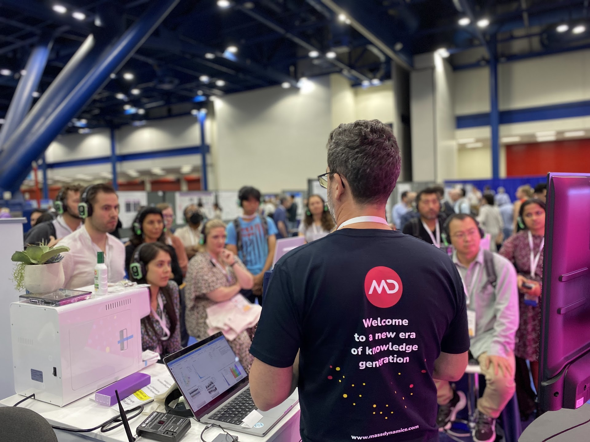 Asms 2024 Bruker - High Quality Mountain Pattern - 8K