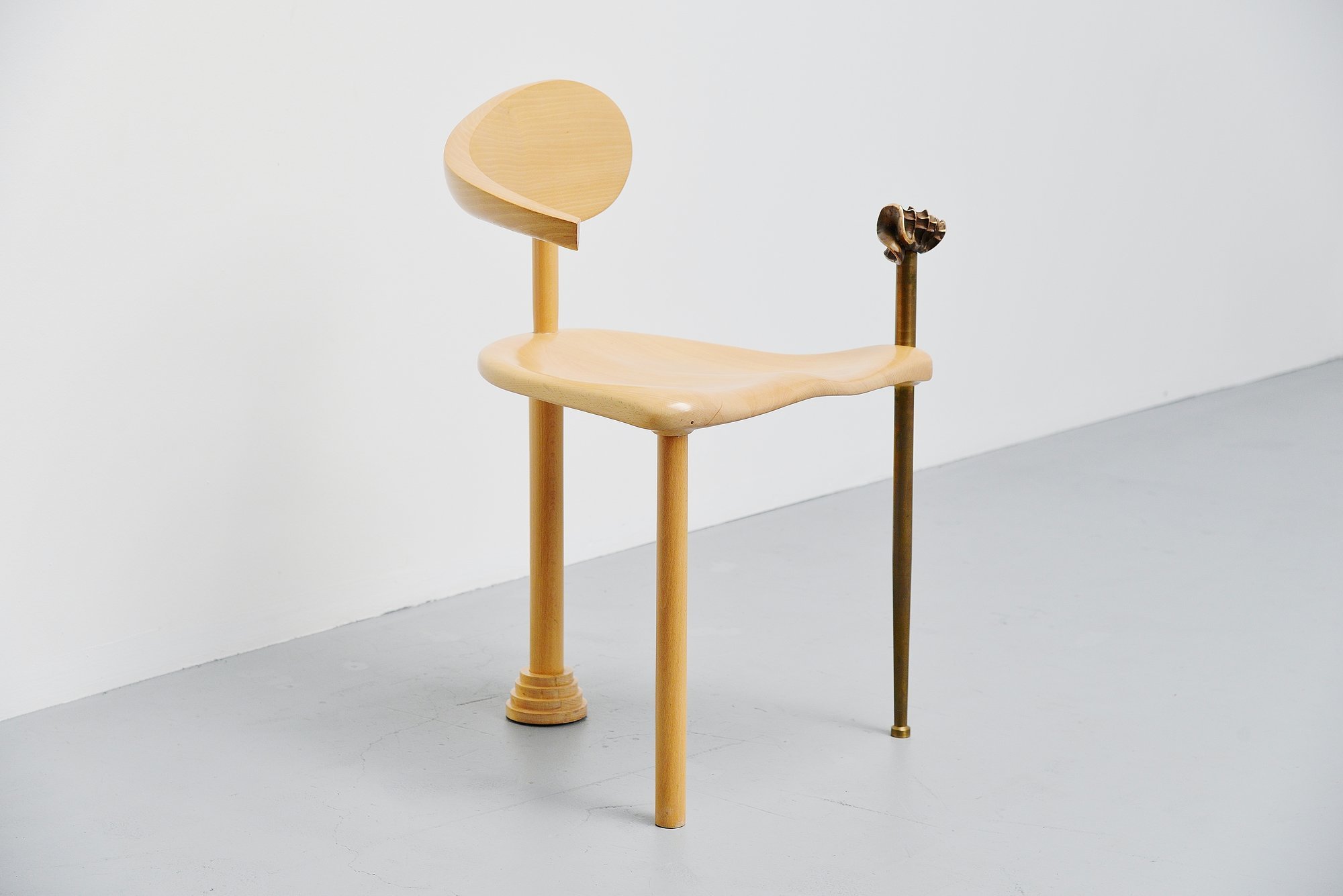 Het geschiedenis van het westelijk deel hilversum. Rob Thalen Sculptural Artwork Chair Holland 1990 Massmoderndesign