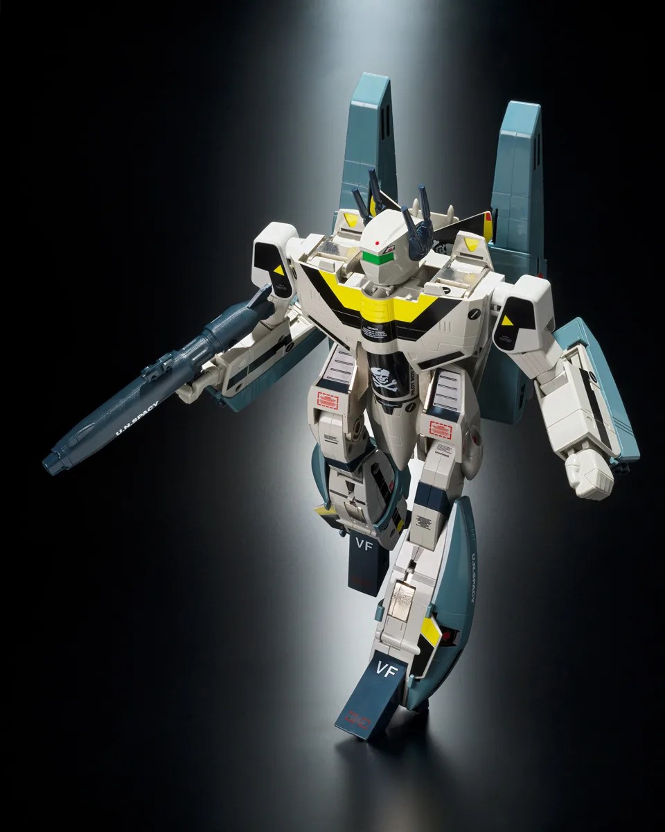オリジン・オブ・バルキリー VF-1S ロイ・フォッカースペシャル＋スーパーパックセット公式メイン画像
