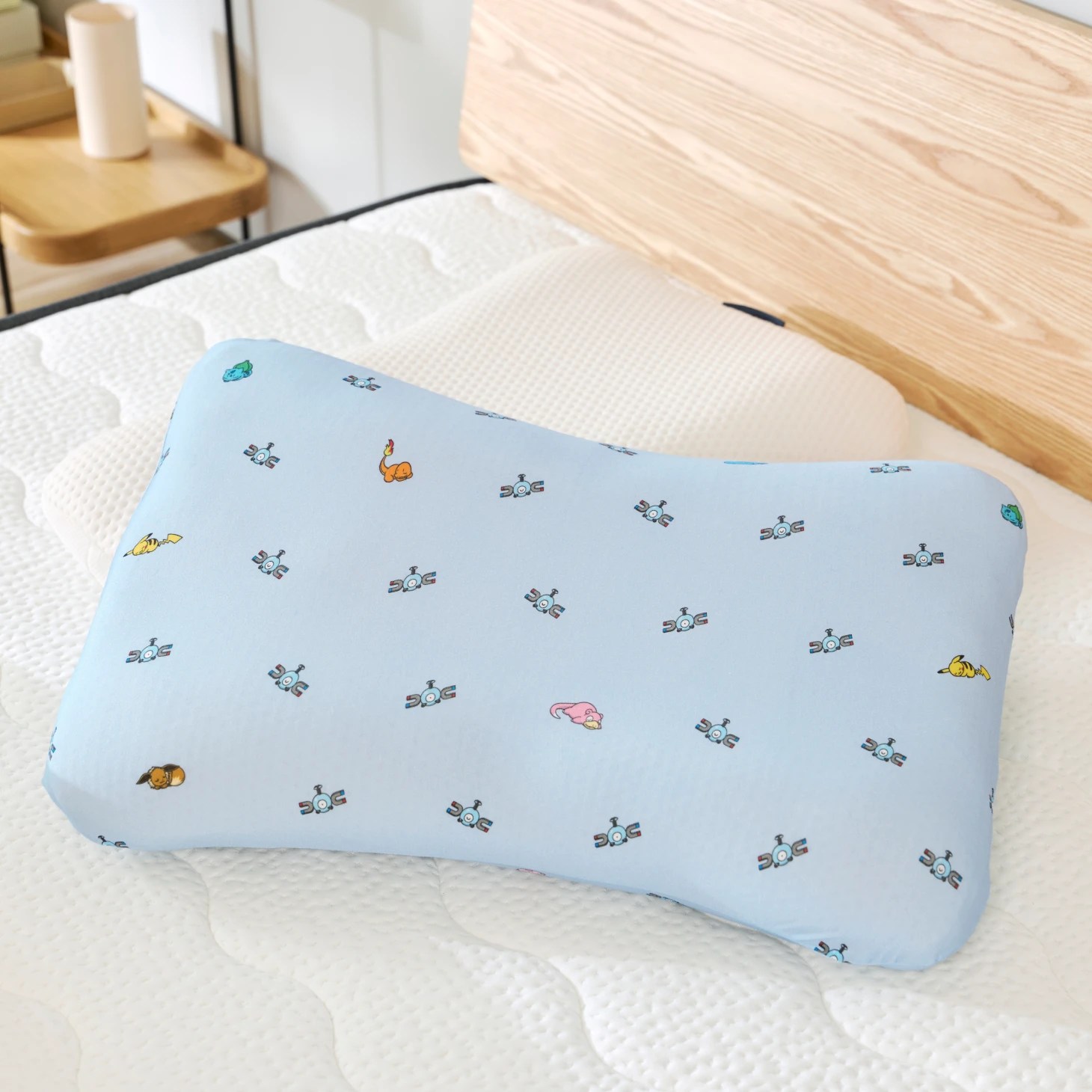 NELL Pokémon Magnemite pillow and pillow cover set