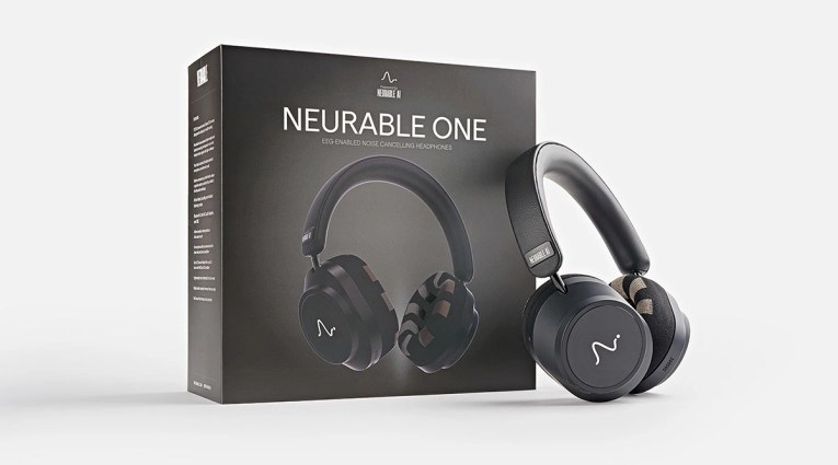 Neurable One 헤드폰과 패키지 제품 사진