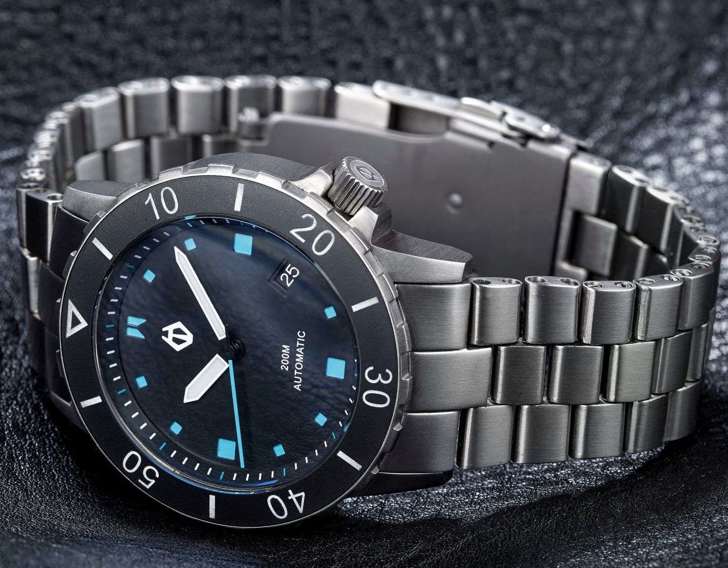 Hamtun H1 Titanium Automatic Dive Watch