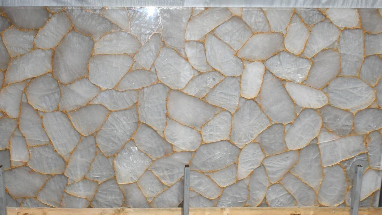 Rock Crystal Giant Quartz With Gold 