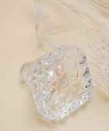 La carafe en cristal ciselé