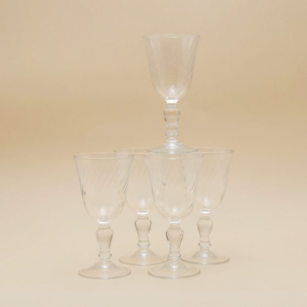 Les verres à pieds tournés