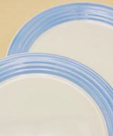 Les assiettes à dessert bleues