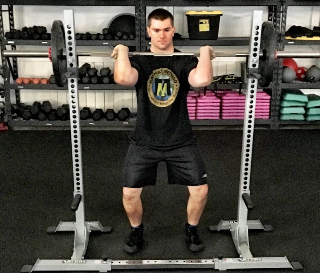 Front Squat Leg Strength Training Exercise 2