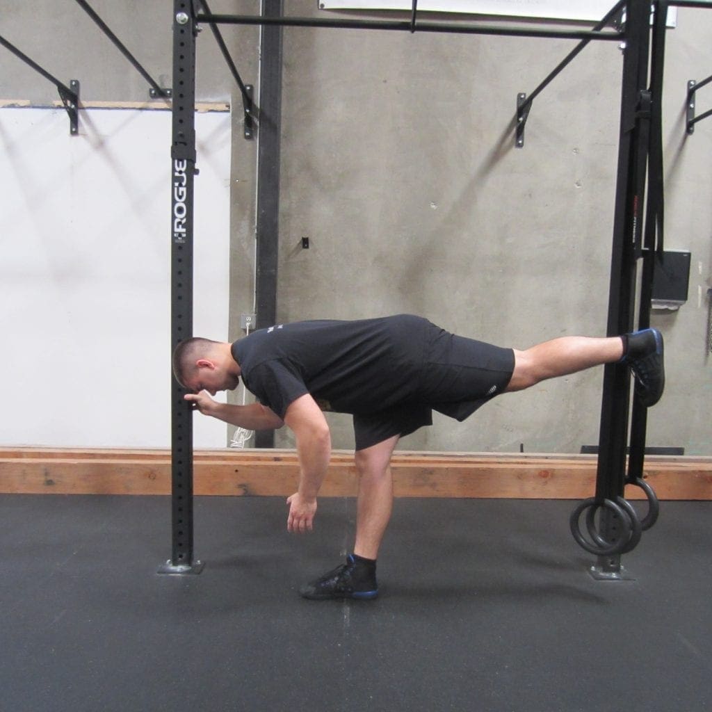Hamstring activation squat warm up exercise 3