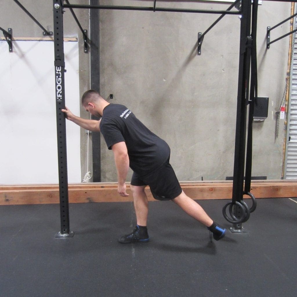 Hip activation squat warm up exercise 5