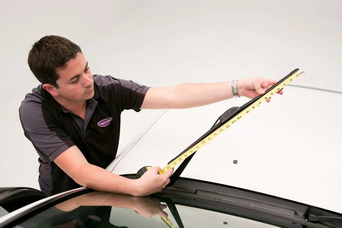 Belts, Hoses & Wipers in Moberly, MO