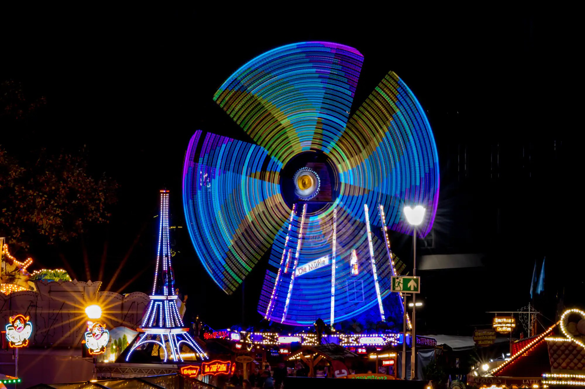 A ferris wheel at night.