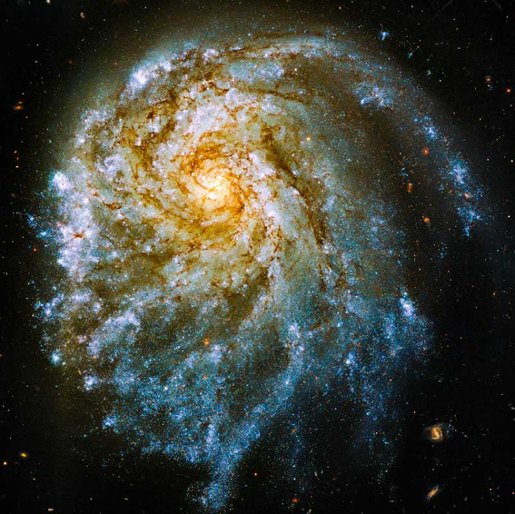 Telescópio Hubble captura a espetacular NGC 2276