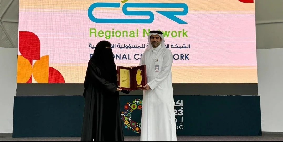 Al-Dhakhira Municipality honors Dr. Mona Omair Al-Nuaimi