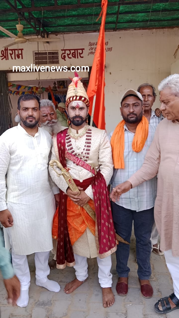 छत्रपति शिवाजी महाराज के राज्य अभिषेक को 350 वर्ष पूर्ण होने पर बाइक रैली व शिवाजी महाराज की सजीवन झांकी