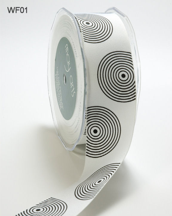 WF01 - WHITE/BLACK CIRCLES