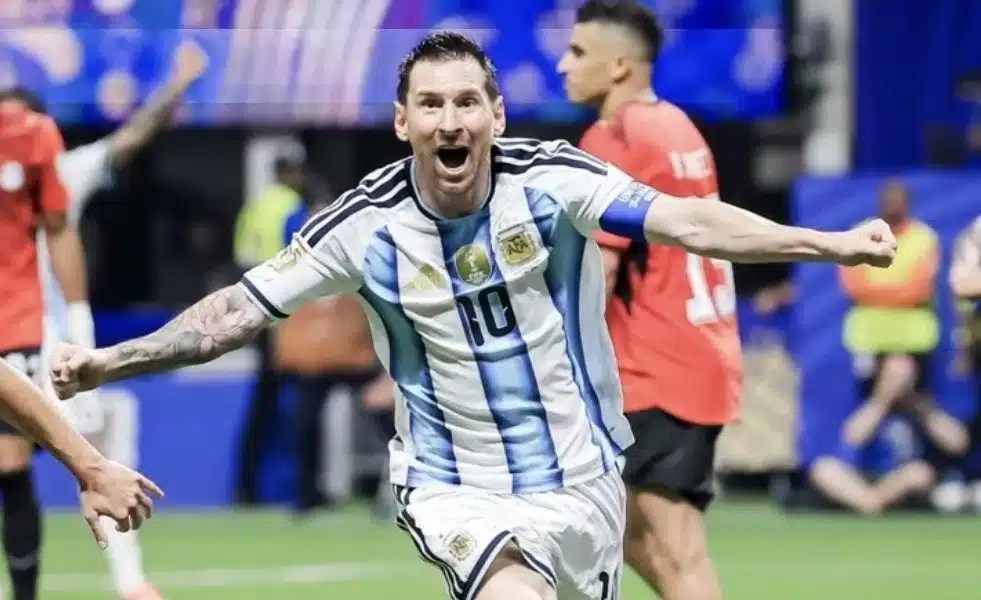 Messi Redeems Himself as Argentina Stage Incredible Comeback to Eliminate Egypt, Reach World Cup Quarter-Finals