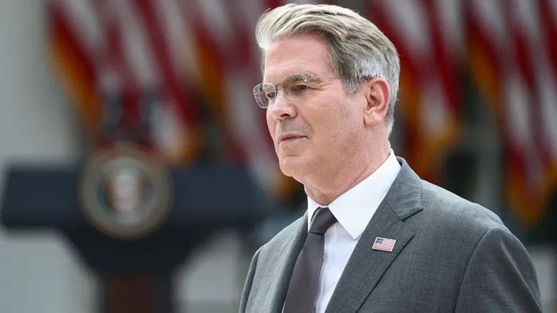 US Threatens Iran With ‘Greatest Financial Offensive Ever’ As War Enters ‘Endgame’