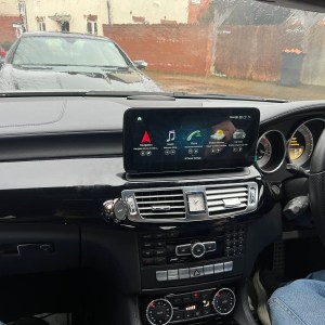 Linux Screens for Mercedes Benz