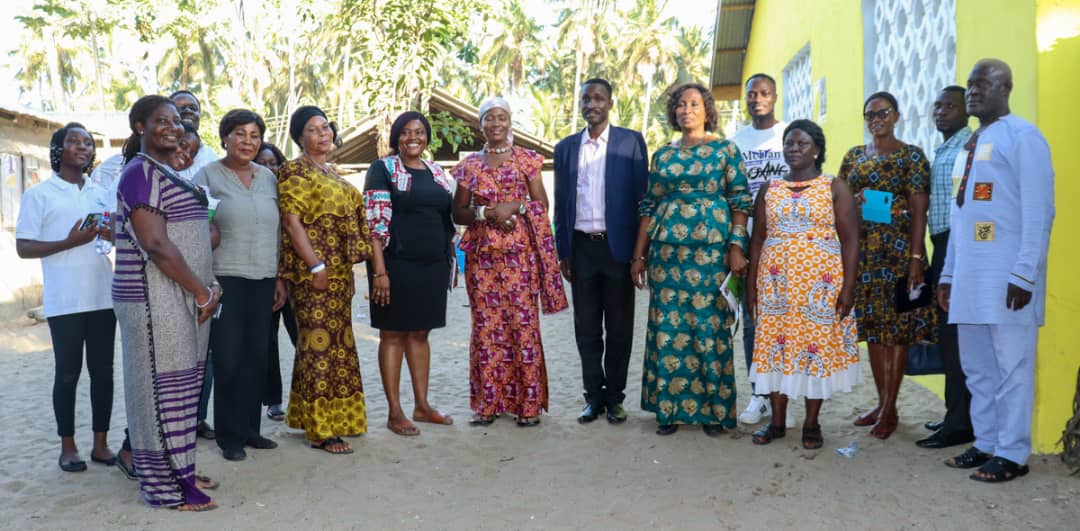 McDAN FOUNDATION DONATES EXERCISE BOOKS TO ADA SCHOOLS