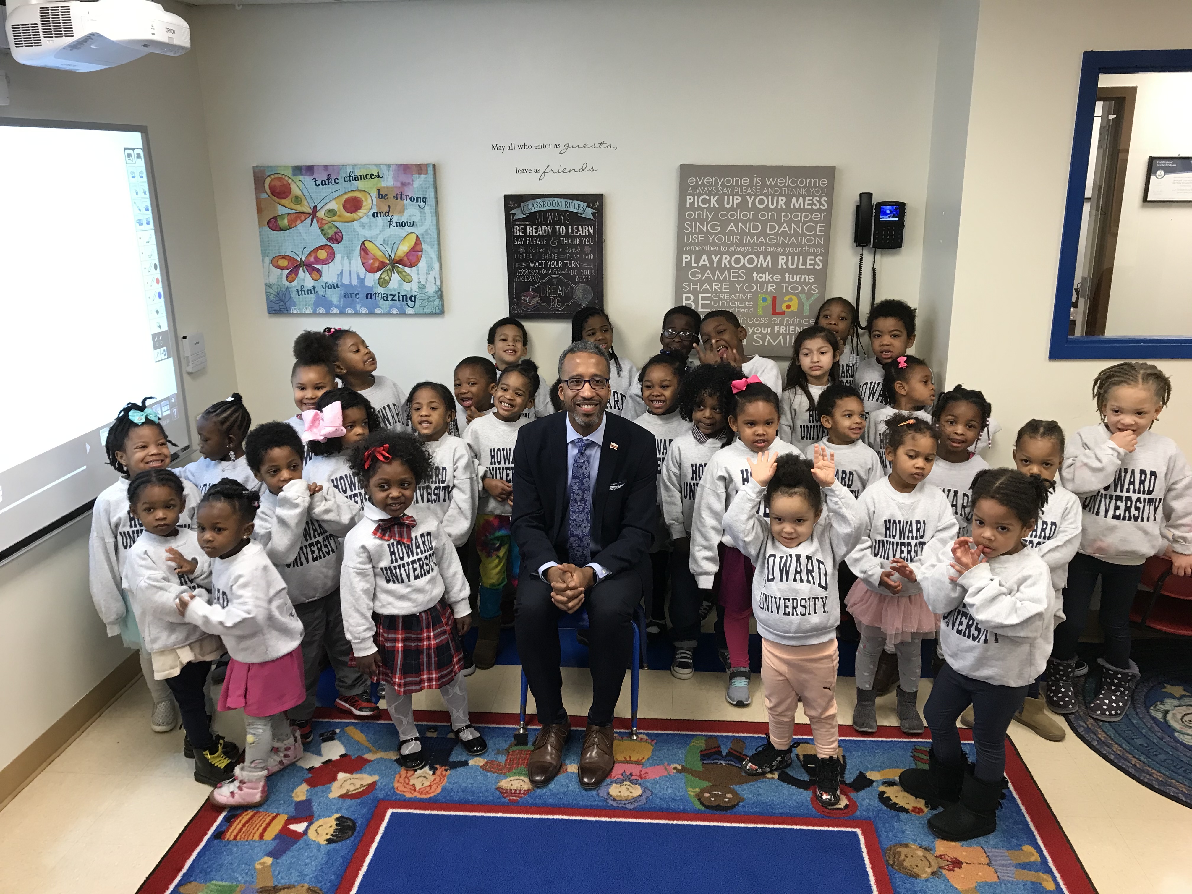 McDuffie Introduces Bill to Create African American and Cultural Studies Course at District High Schools