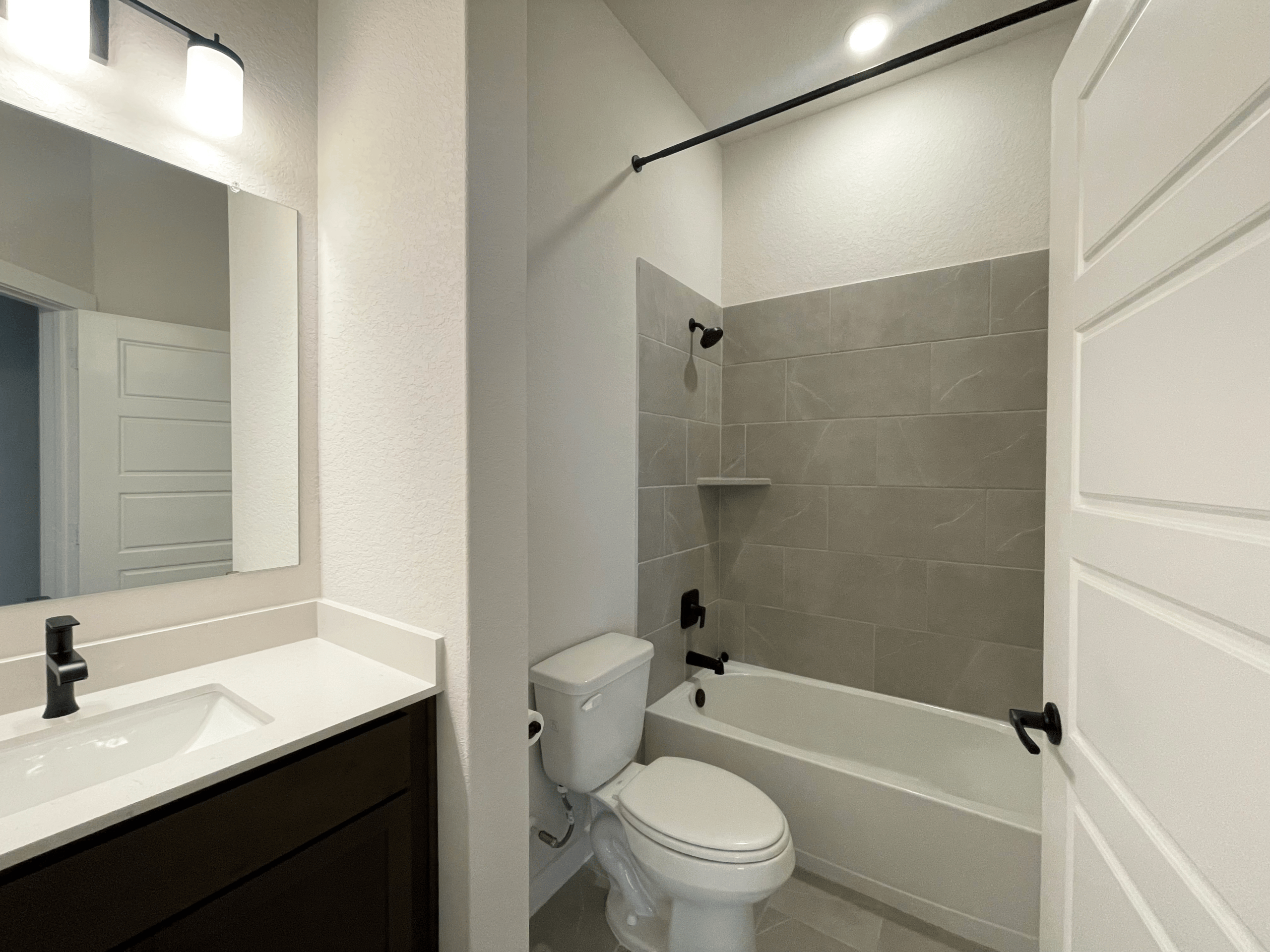3 Bed/2 Bath New Build in Mayfair NB