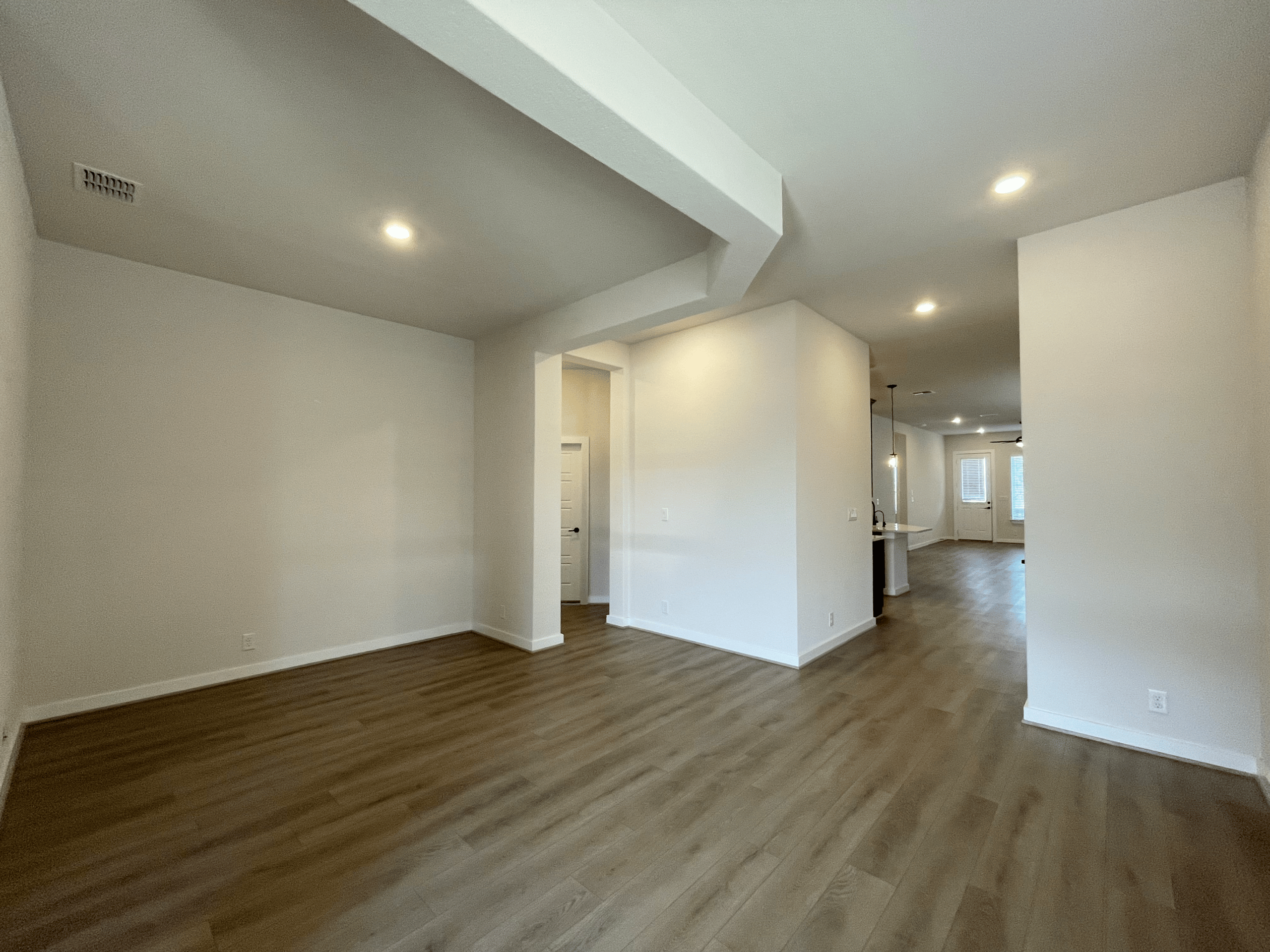 3 Bed/2 Bath New Build in Mayfair NB