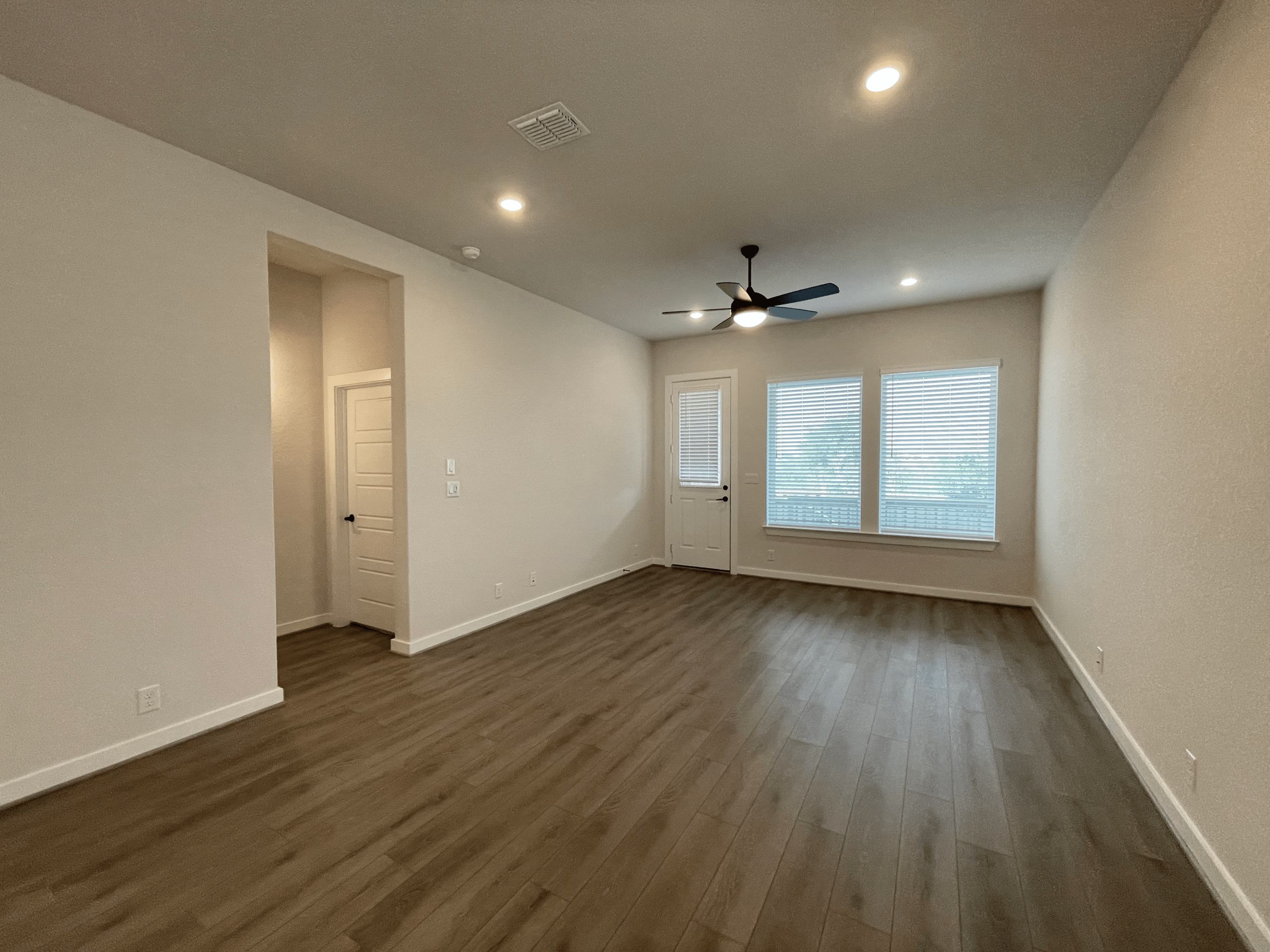 3 Bed/2 Bath New Build in Mayfair NB