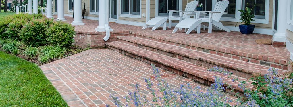 Green lawnger restores the natural green colour to turf during dormant periods. Brick Porch & Brickwork | McHale Landscape Design