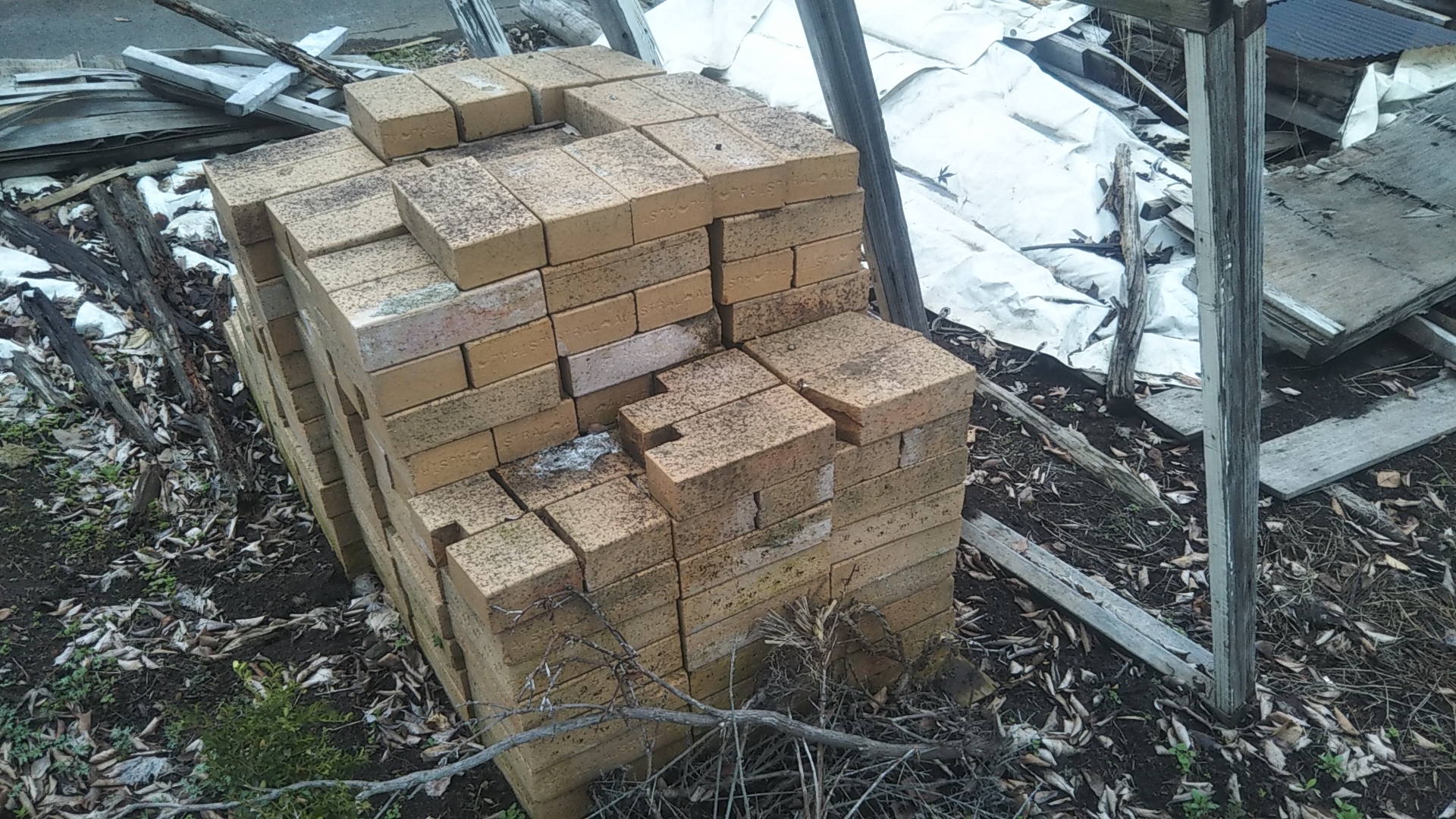 AUSTRAL：入手が難しいワンランク上のレンガ・ブロック 建設資材