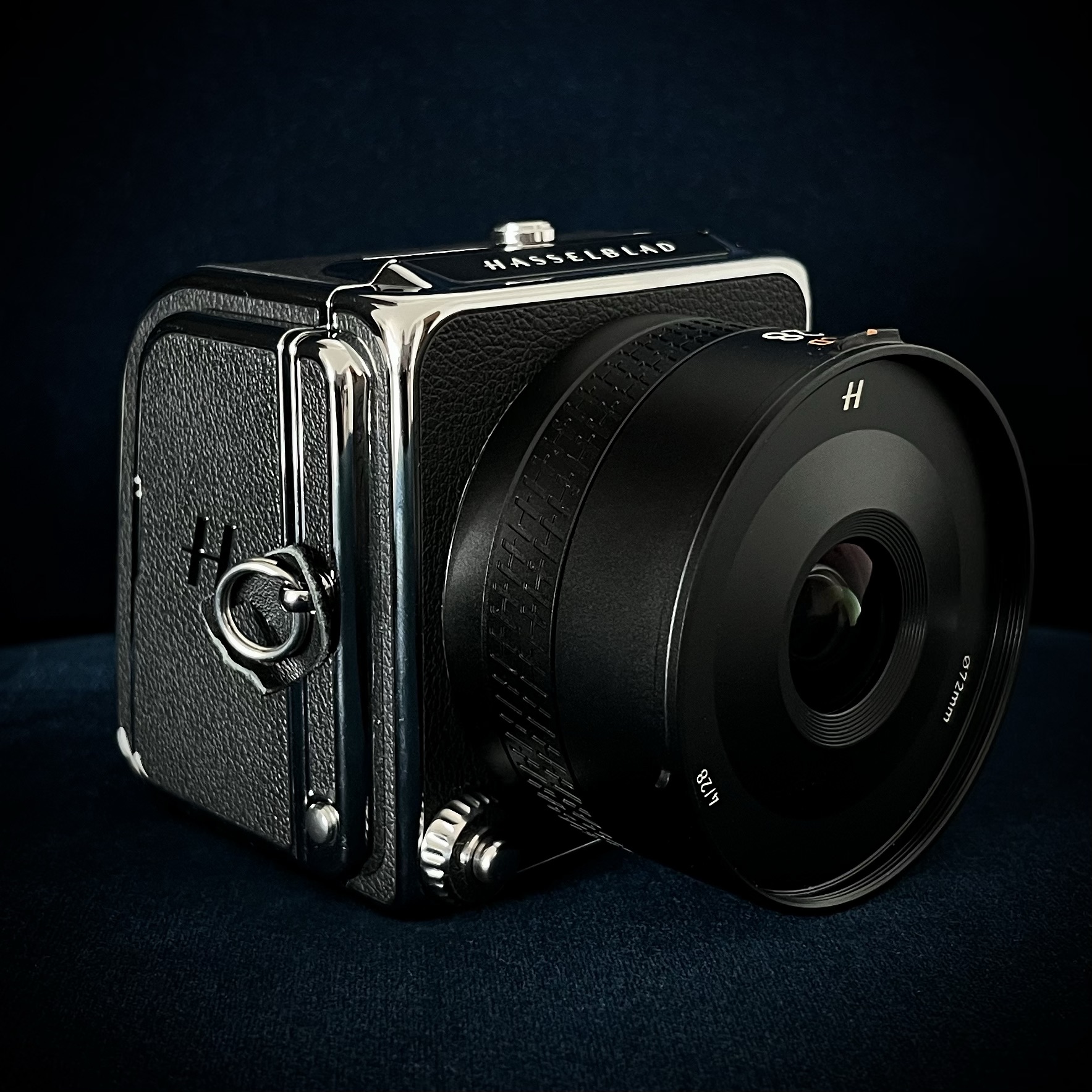 Hasselblad 907x 100c: how it feels - measuring light