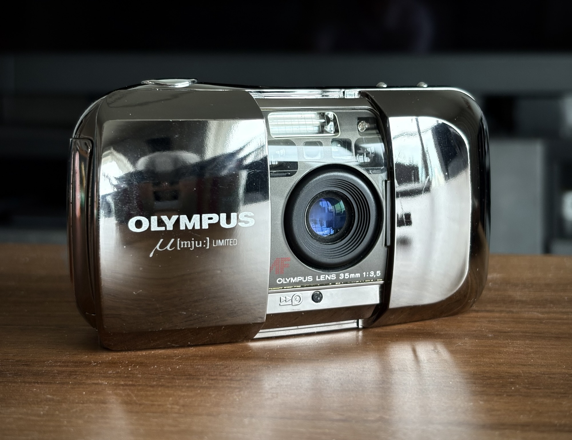 My collection: Olympus Mju - measuring light