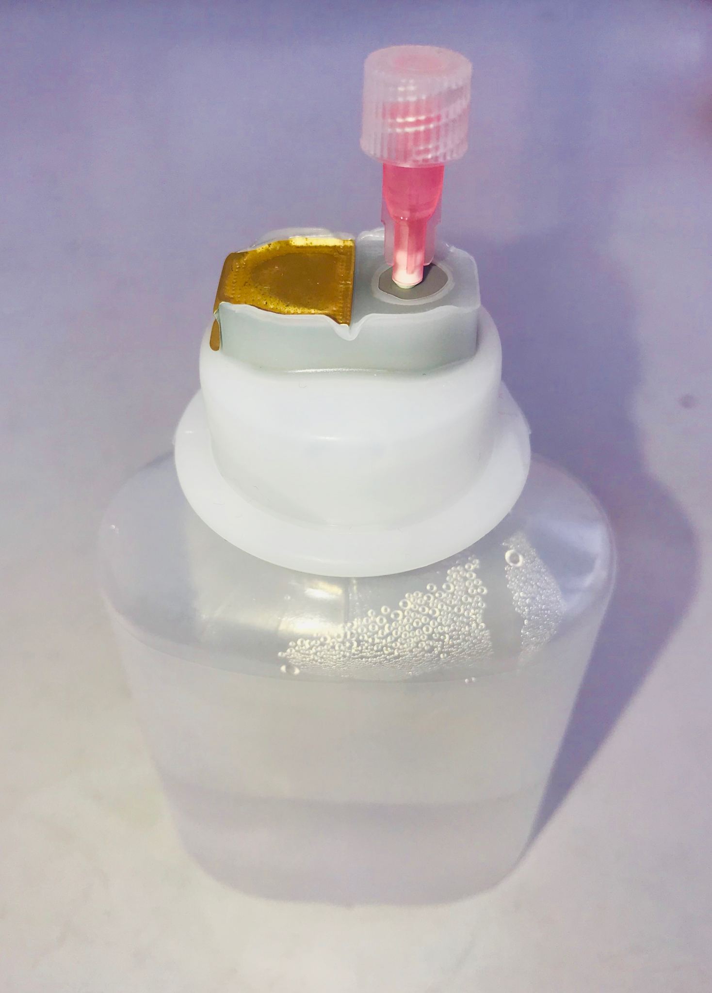 Administrarea intravenoasa - Administrarea injectabila Cum utilizez serul fiziologic la flacon in punctia venoasa?