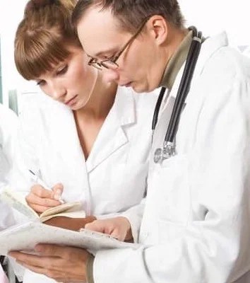 Subiecte medicale 👉 Cum ar trebui sa inter-relationam in echipa medicala?
