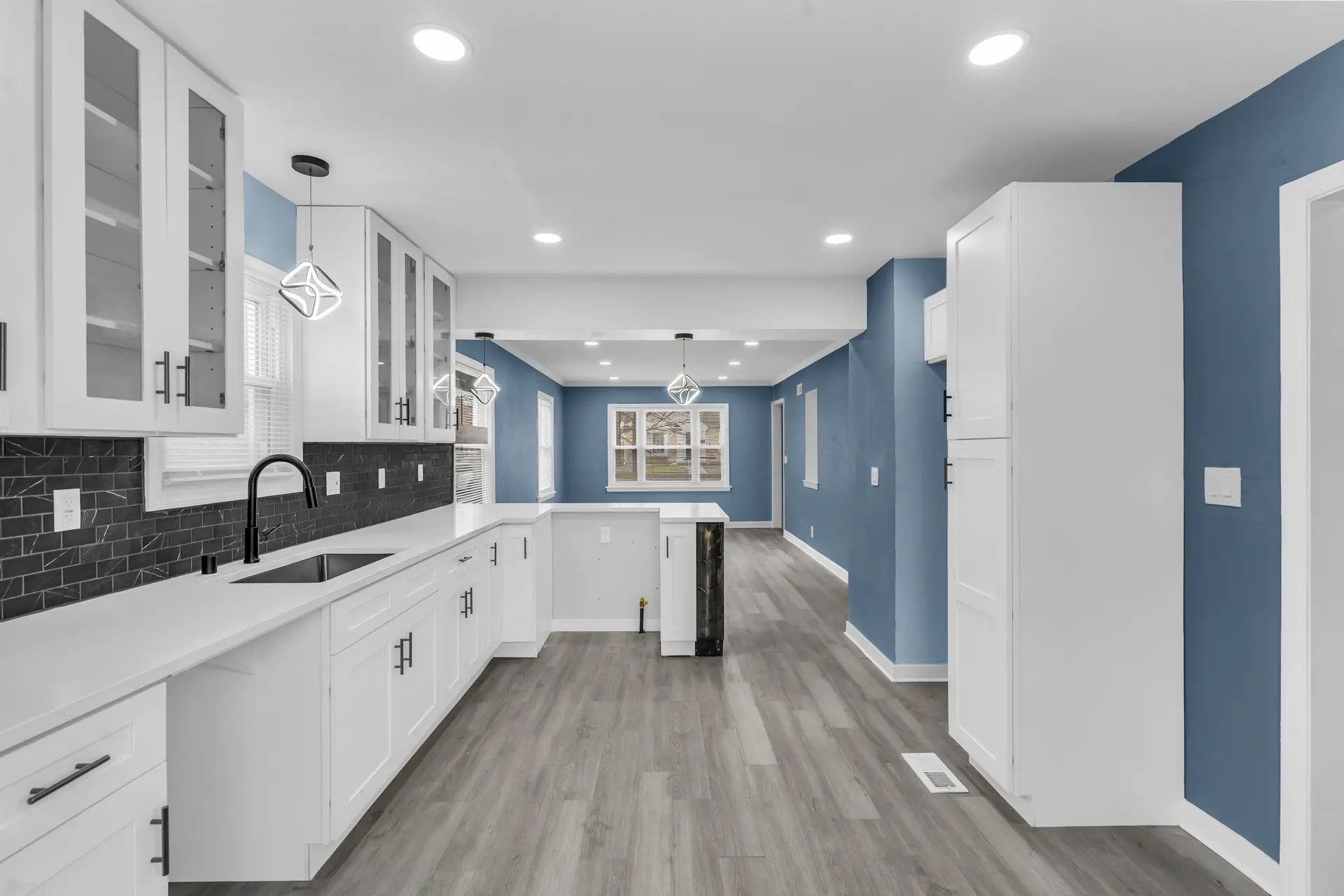 Kitchen - Real Estate Photography - ME Design Studios
