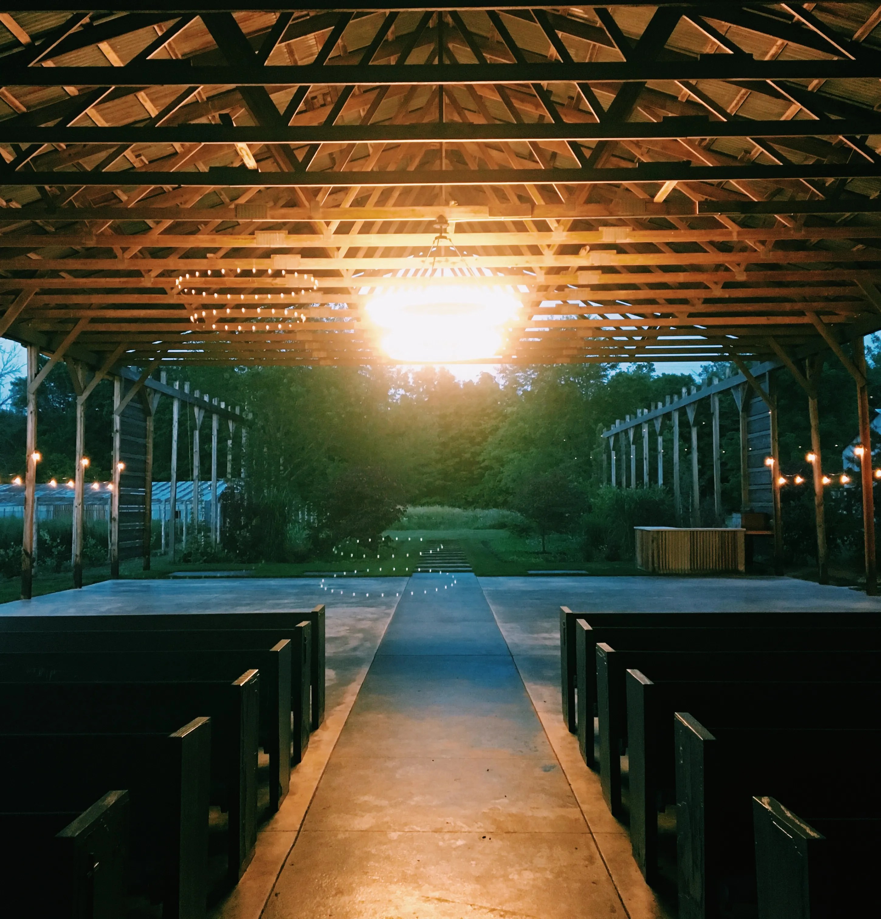 19+ Elegant Wedding Venues In Grand Haven Mi / Inn at St. John's - Atrium - Detroit, MI | Michigan : 13.1.2020 · we’ve checked out a few “wedding venues” so far and love what we’ve seen.