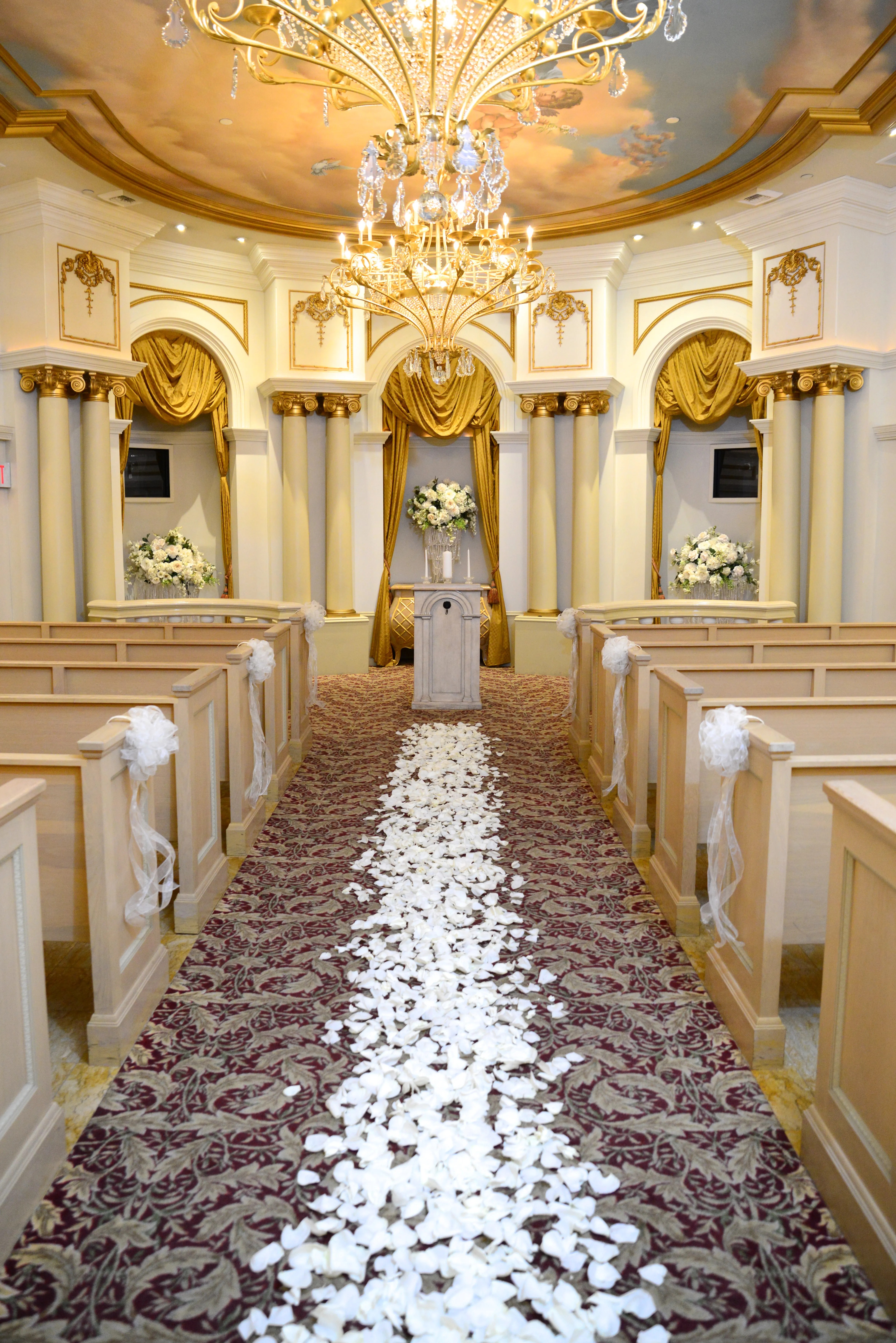40+ New Wedding And Reception Venues In Las Vegas - Beach Wedding and Meta di Sorrento Reception | Perfect - I work with the best las vegas wedding venues such as four seasons, wynn, venetian, waldorf astoria, caesars palace, las vegas golf courses, and lake las vegas venues.