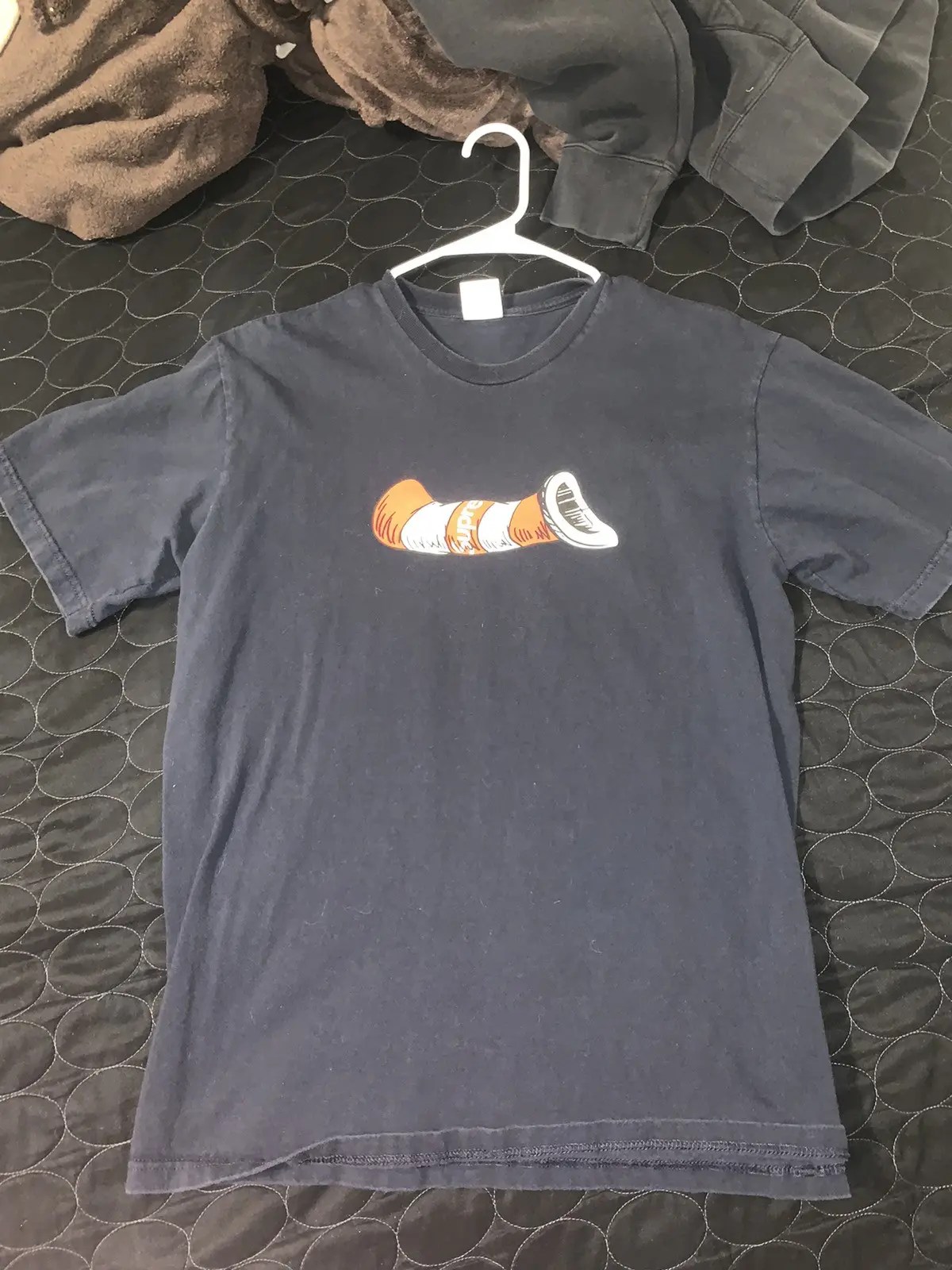 Supreme cat in the hat tee