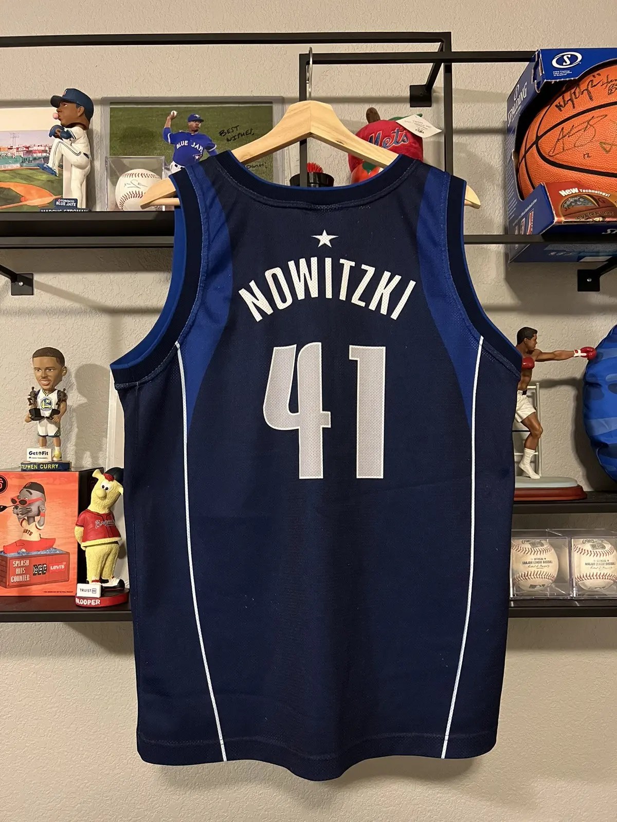 Vintage 2000’s dirk nowitzki dallas mavericks euro-cut away jersey
