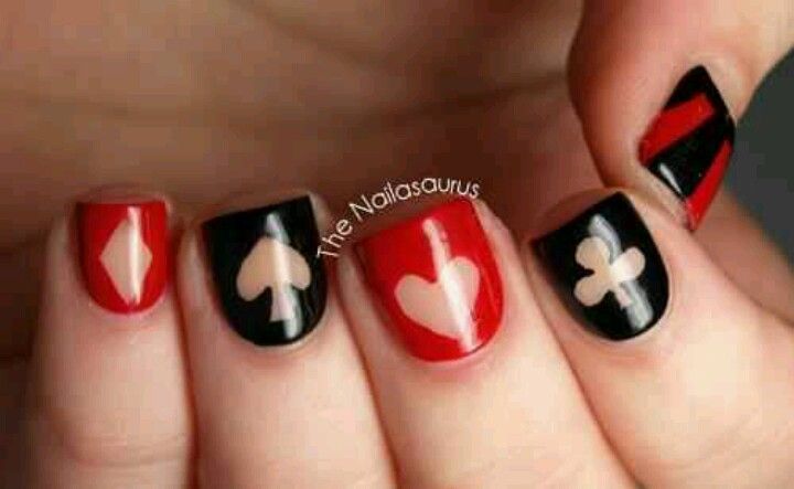 Pokernails #nailart #nails #nailpolish #nailstamps #