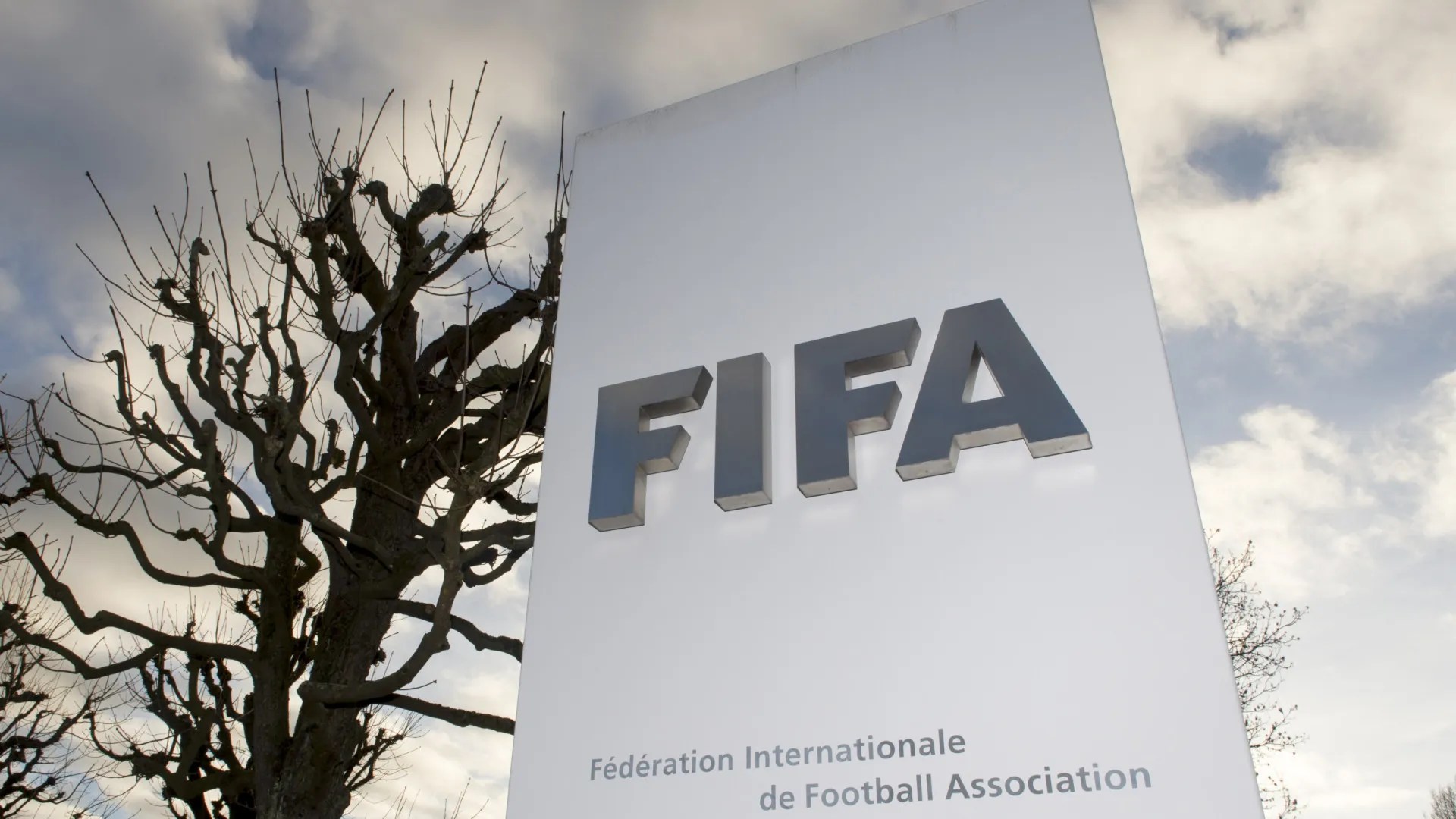 Preço de bilhetes do Mundial2026 motiva queixa à FIFA e Comissão Europeia Preço de bilhetes do Mundial2026 motiva queixa à FIFA e Comissão Europeia