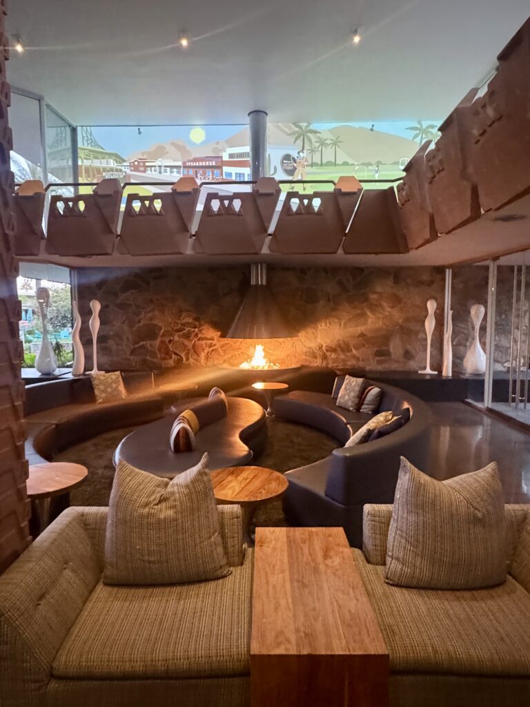 Old Town Scottsdale, Old Town Scottsdale, Arizona: A Retro-Cool Desert Escape
