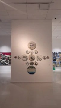 31 Bienal Nacional de Artes visuales: entre homenajes, polémicas y renovación 31 Bienal Nacional de Artes visuales: entre homenajes, polémicas y renovación