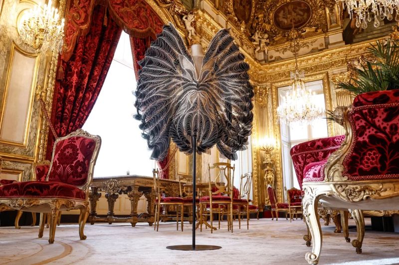 https://media.cnn.com/api/v1/images/stellar/prod/iris-van-herpen.jpg?c=original