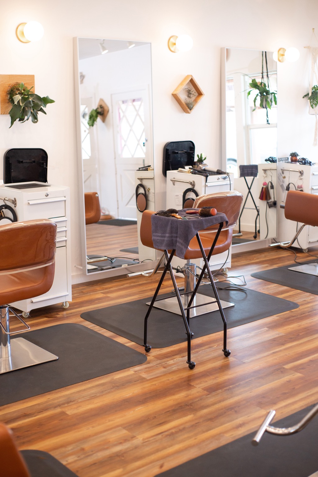 7 salon suite decor ideas