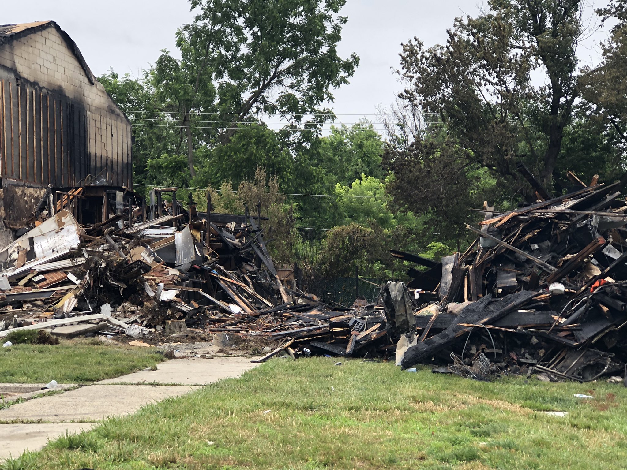 Man's Body Discovered in Bombed Out Eagleville, Pa., Home After Police Standoff – NBC Bay Area - Vimarsana News