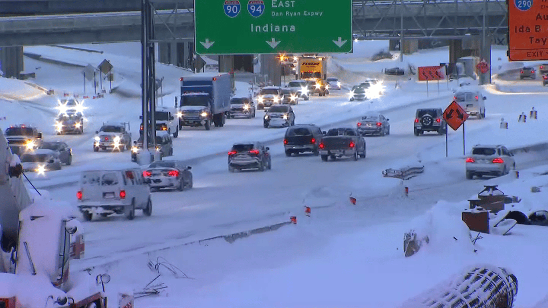 Chicago Snowstorm Updates: Winter Storm Warning, More Than a Foot of Snow - Vimarsana News